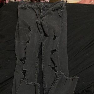 Black skinny ripped jeans